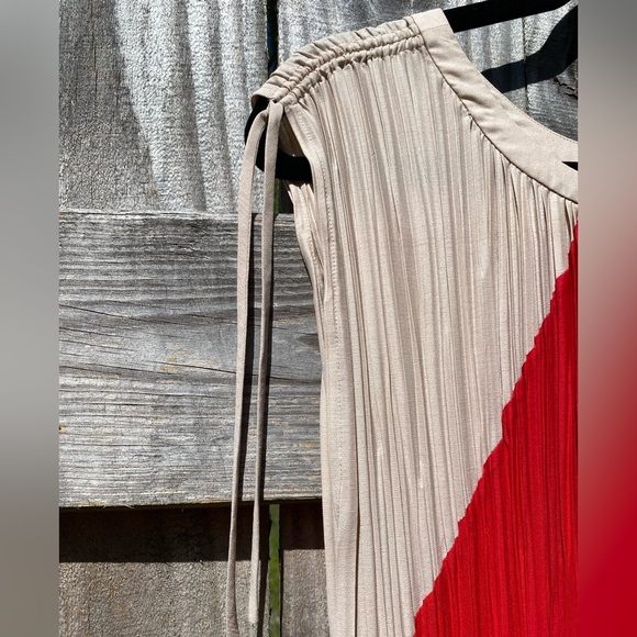 BCBG Max Azaria Elegant Res, Orange, and Cream Pleated Dress - Picture 6 of 8